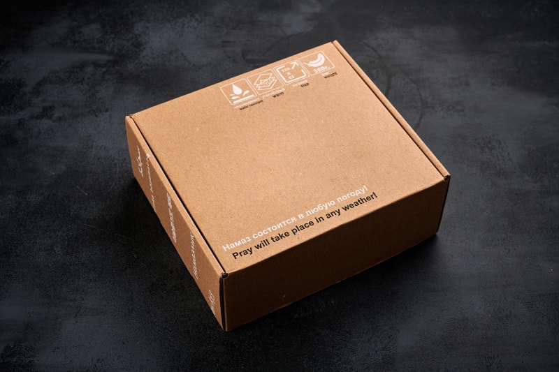 Коробка из гофрокартона под коврик для намаза